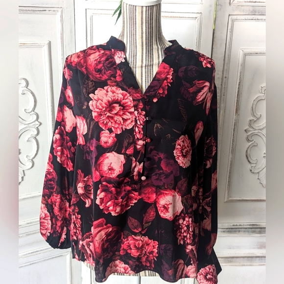 Floral blouse - Picture 1 of 4